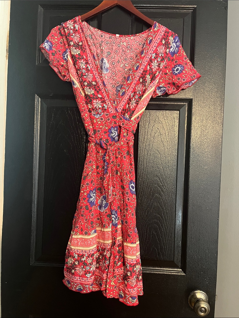 Red floral maxi dress 👗